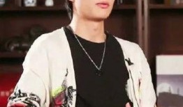 许嵩恋情爆料最新消息,甜蜜互动引网友热议