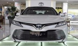 24款凯美瑞最新爆料,性能与科技共融，引领中级车市场新潮流