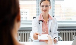 女医生在线观看,女医生在线诊疗的温馨瞬间